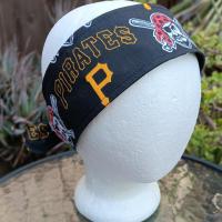 3” wide Pittsburgh Pirates headband, handmade, self tie, pin up style, hair tie, head scarf, bandana, retro style, hat band, rockabilly