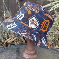 Detroit Tigers Bucket Hat, Old English D, Handmade, Reversible, Unisex Sizes up to 4XL, baseball, fishing hat, sun hat, floppy hat, Michigan sports