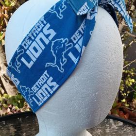 3” Wide Detroit Lions headband, handmade hair wrap, hair tie, head wrap, pin up, hair tie, retro style, head scarf, Michigan sports
