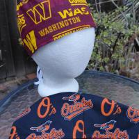 Toggle Cord Lock Reversible Washington Commanders / Baltimore Orioles scrub cap, handmade, adjustable, for nurse, dentist, technician, food service
