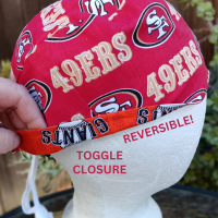 Toggle Cord Lock Reversible SF 49ers & Giants scrub cap, adjustable, for nurse, dentist, technician, food service, handmade