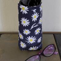 Black & White Daisy Eyeglasses Holder, Floral Glasses Stand, Glasses Holder, Mom Gift, Weighted Stand-up Glasses Pouch, Daisy Lover Gift