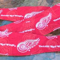 3” Wide Detroit Red Wings Headband, Red, Handmade, self tie, hair wrap, pin up style, hair tie, bandana, head scarf, retro style, rockabilly, hockey