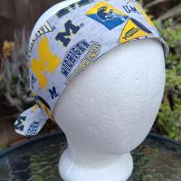 3” Wide University of Michigan headband, handmade, hair wrap, hair tie, head wrap, pin up style, retro, rockabilly, UofM, heather grey