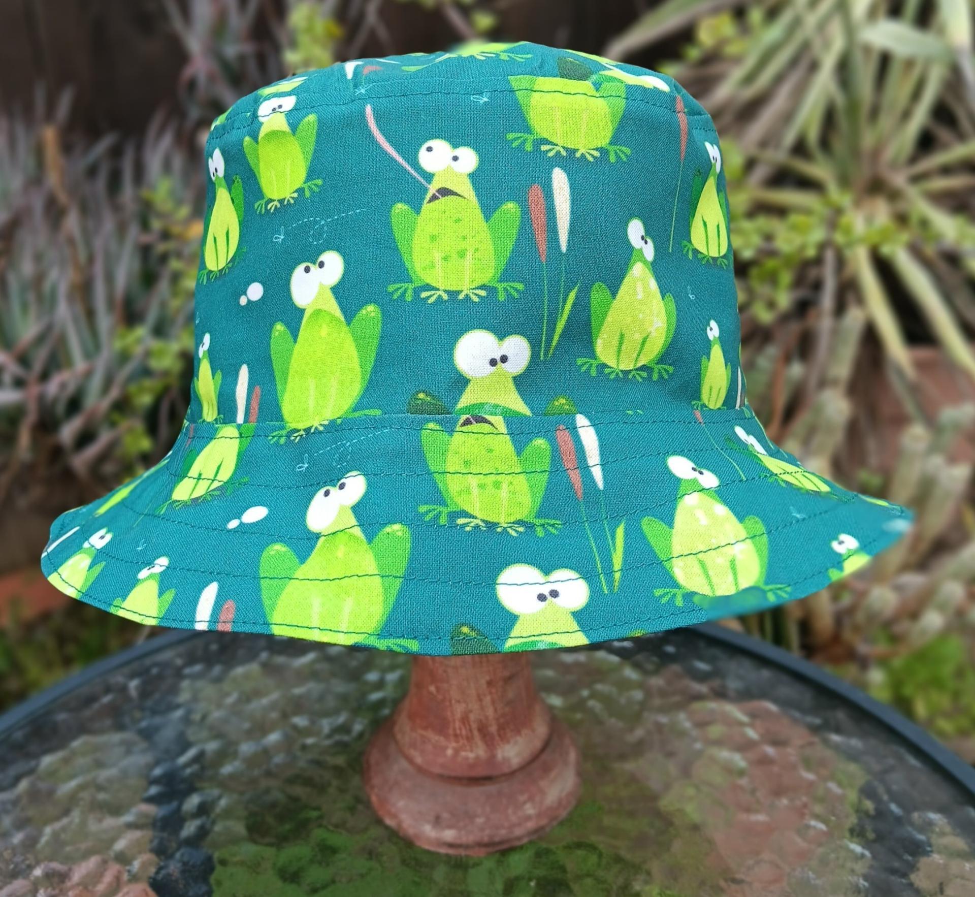 Frogs Bucket Hat, Whimsical, Reversible, Sizes up to 4XL, summer hat, fishing hat, sun hat, floppy hat, gift for frog lover