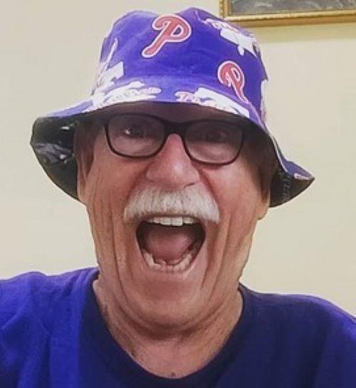 Las Vegas Raiders Bucket Hat, Handmade, Reversible to Black, Sizes up tp 4XL, sonytail hat, summer hat, fishing hat, floppy hat, football