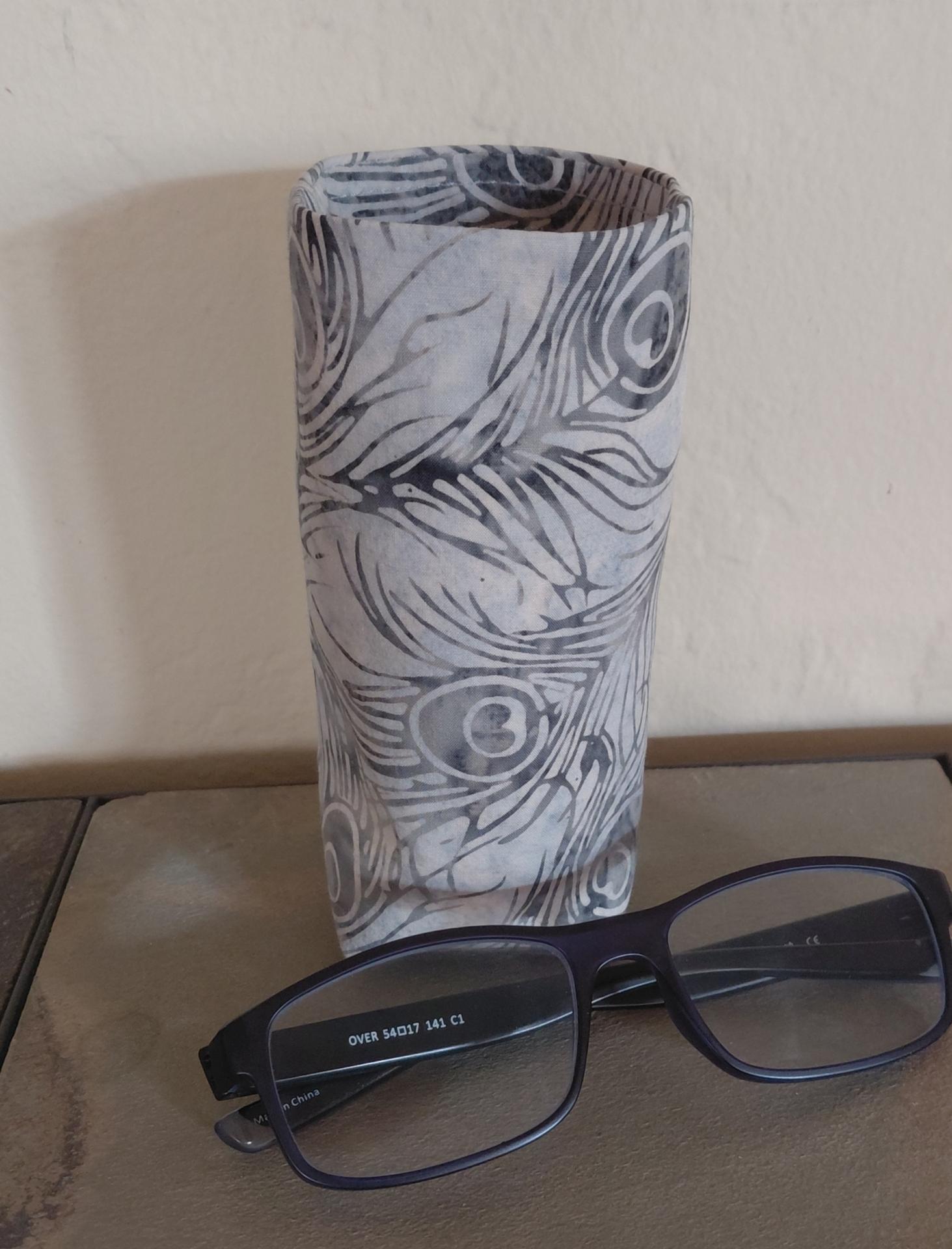 Peacock Print Eyeglasses Holder, Glasses Stand, Glasses Holder, Mom Gift, Weighted Stand-up Glasses Pouch, Peacock Lover Gift