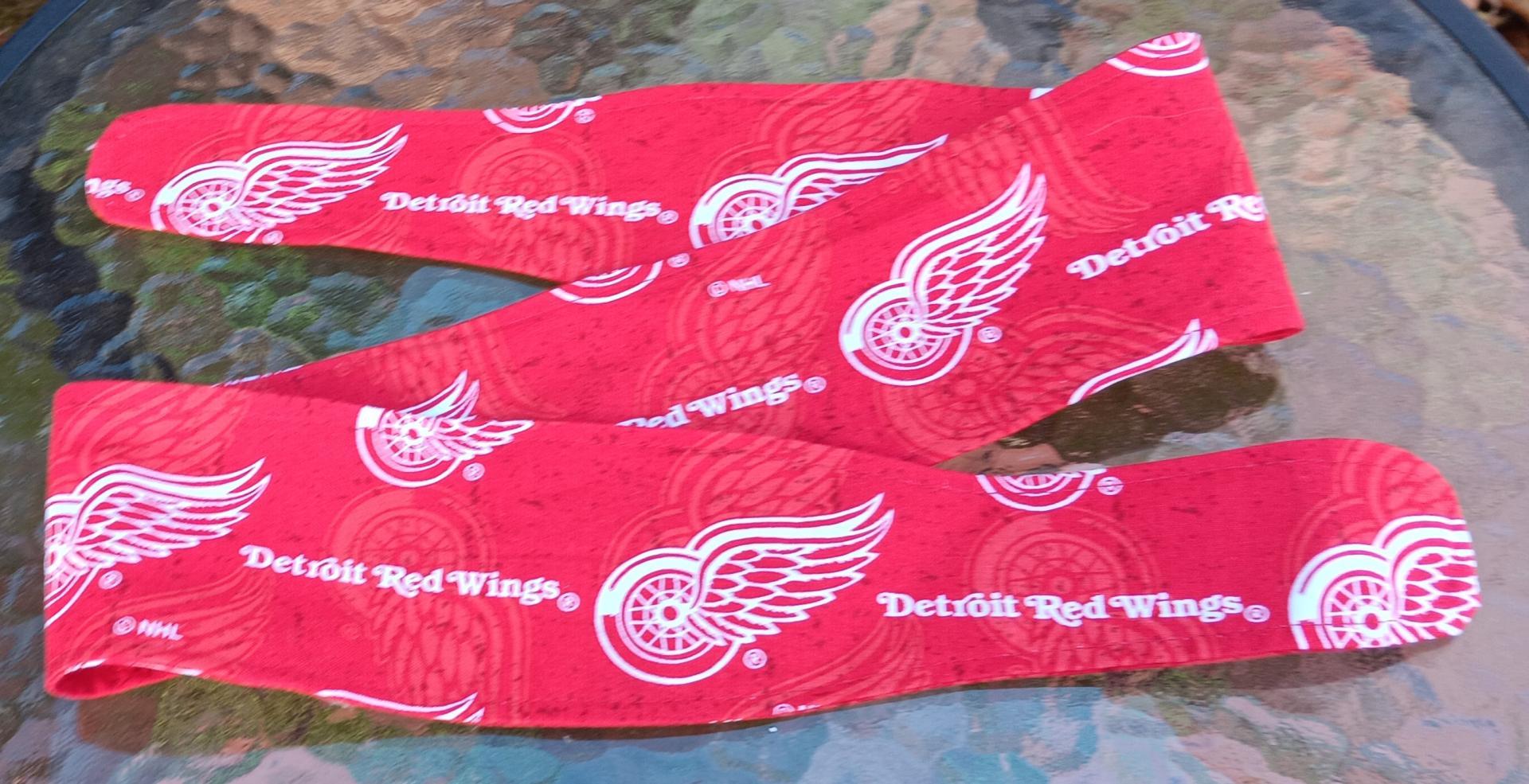 3” Wide Detroit Red Wings Headband, Red, Handmade, self tie, hair wrap, pin up style, hair tie, bandana, head scarf, retro style, rockabilly, hockey