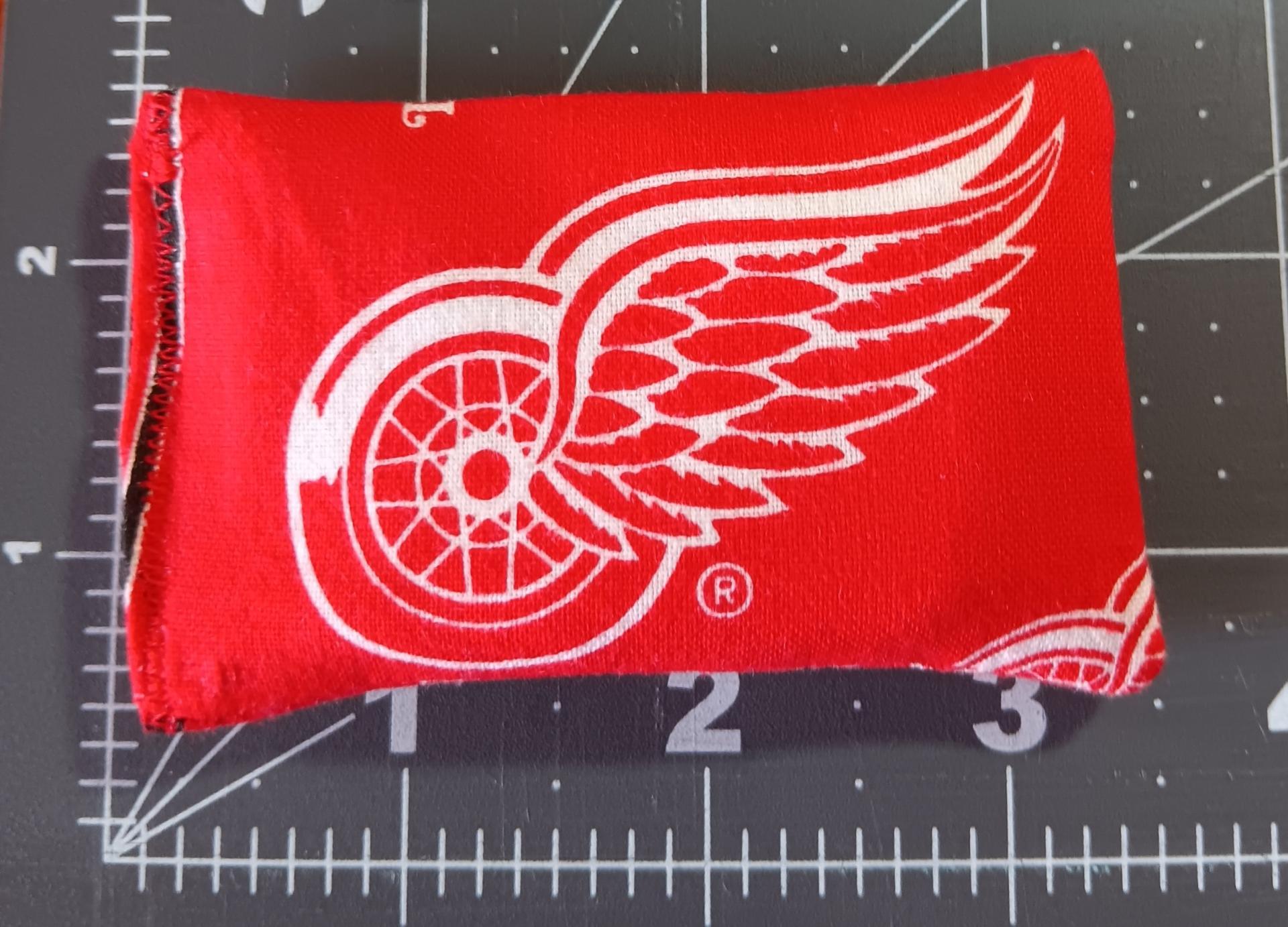 Detroit Red Wings Small Rosin Bag, Handmade, for Bowling, Disc Golf, Gift for Bowlers
