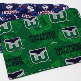 UConn & Whalers Simple Zipper Pouch Connecticut Gift Set