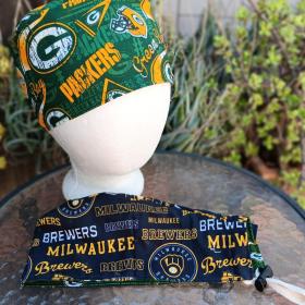 Toggle Cord Lock Reversible Milwaukee Brewers / Green Bay Packers scrub cap, handmade, adjustable, for nurse, dentist, technician, food service