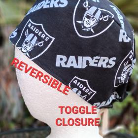 Reversible Las Vegas Raiders scrub cap, adjustable with toggle cord lock, unisex, nurse, technician, food service, football, handmade